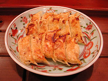フクロウ餃子の「焼餃子」３人前