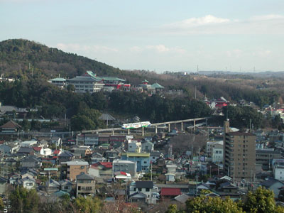 モノレールと成田山